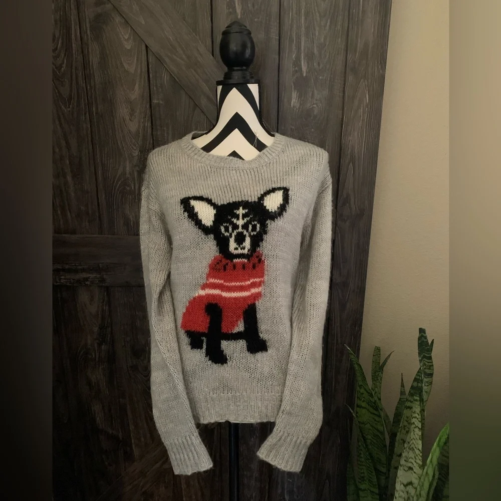 Sweater - Picture 2 of 2